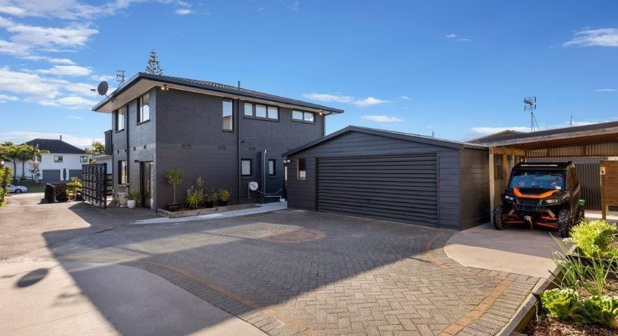  at 1046B Papamoa Beach Road, Papamoa Beach, Tauranga, Bay Of Plenty