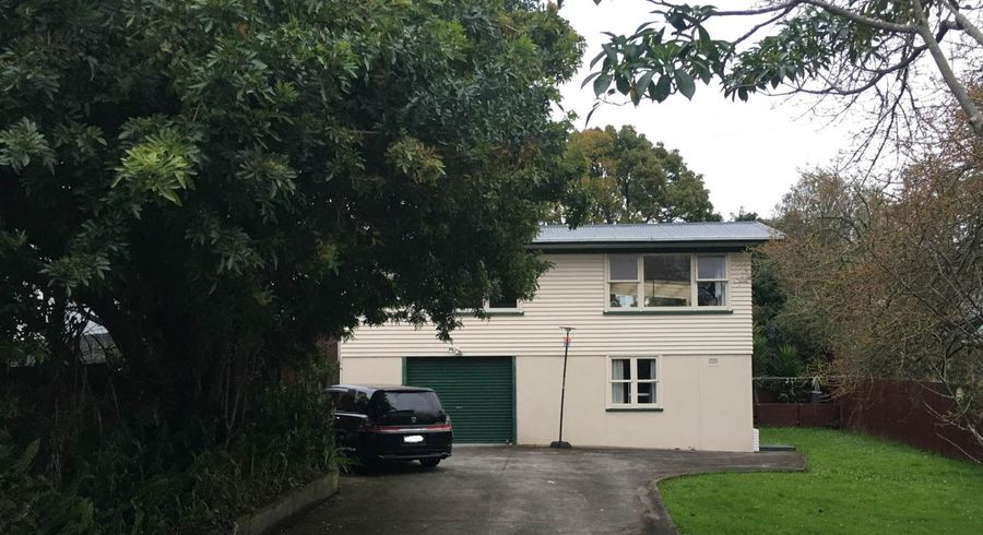  at 34 Totaravale Drive, Totara Vale, North Shore City, Auckland