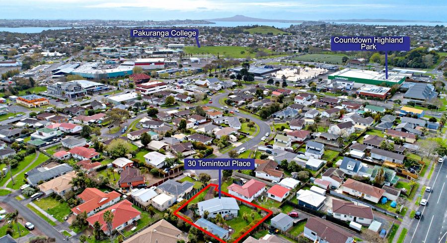  at 30 Tomintoul Place, Highland Park, Auckland