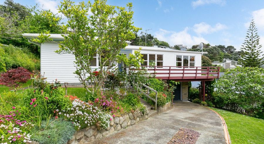  at 2 Wye Street, Island Bay, Wellington