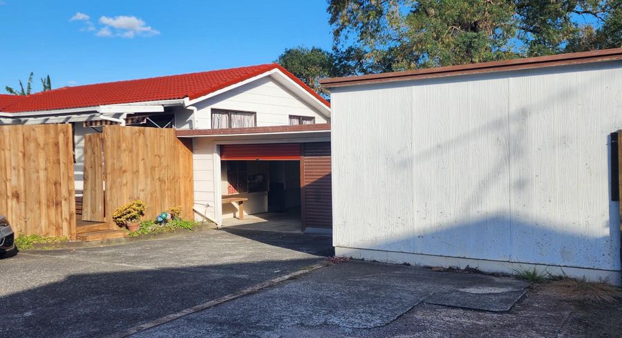  at 2/5 Nelson Ave, Northcote, North Shore City, Auckland