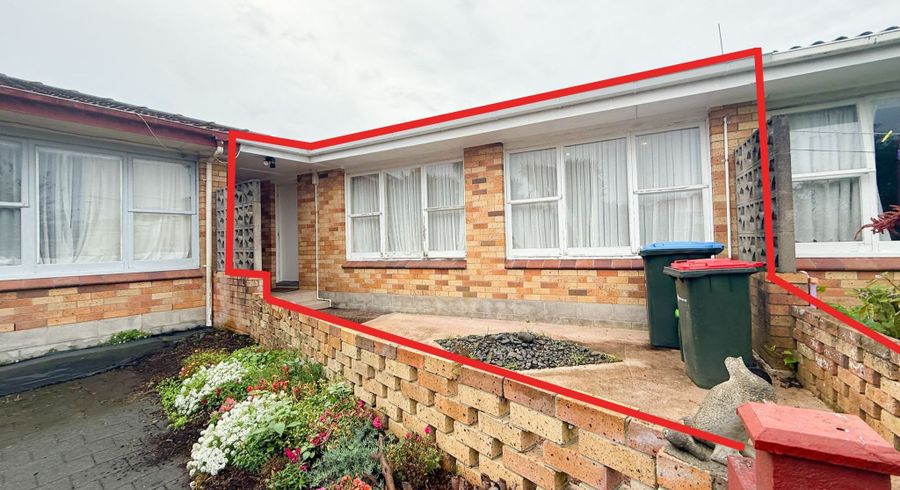  at 3/2 Fearon Avenue, Three Kings, Auckland