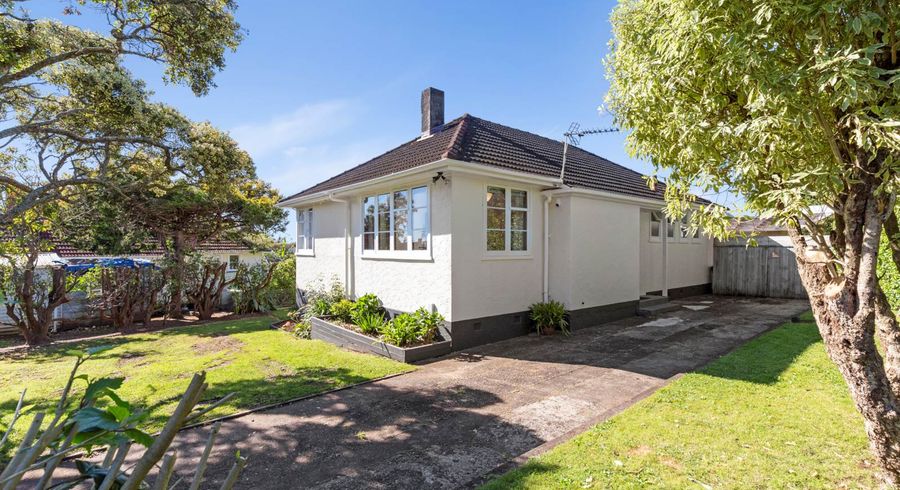  at 5 Evandale Street, Glen Innes, Auckland