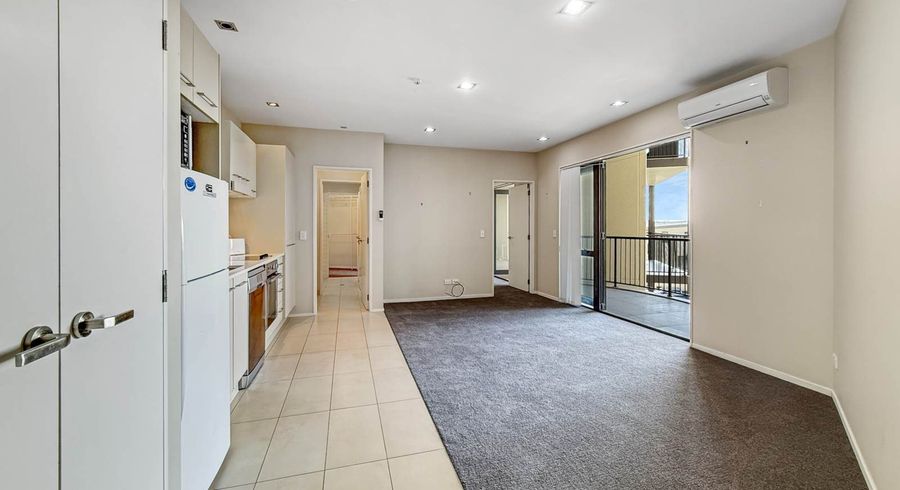  at B204/539 East Coast Road, Browns Bay, North Shore City, Auckland