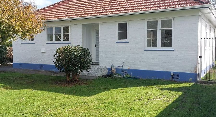  at 15 Park Road, West End, Palmerston North, Manawatu / Whanganui