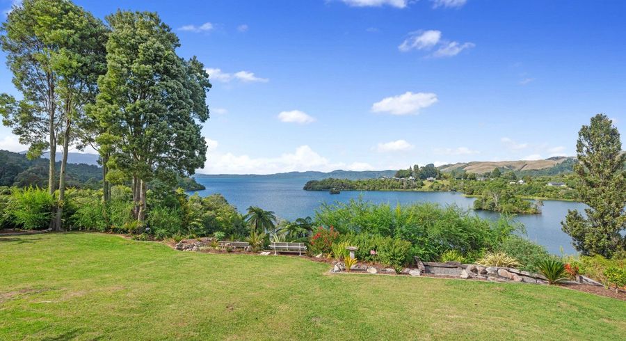  at 565 - 567 Spencer Road, Lake Tarawera, Rotorua, Bay Of Plenty