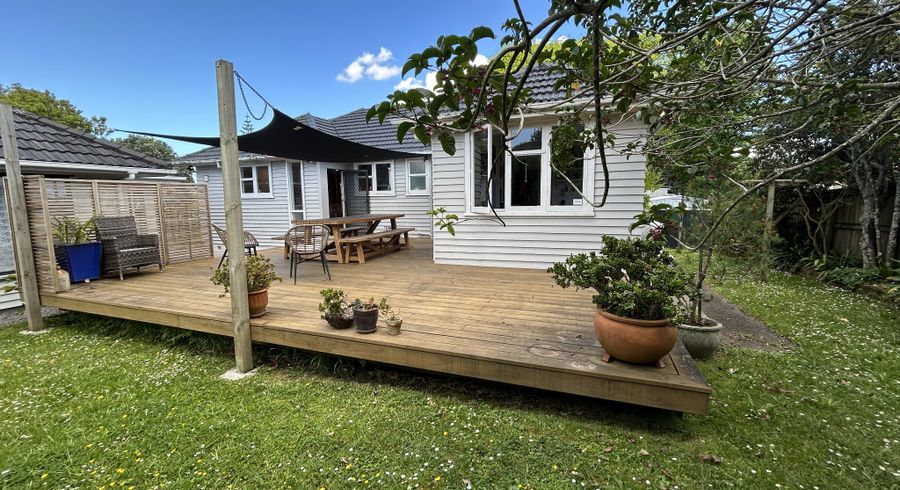  at 322 Blockhouse Bay Road, Avondale, Auckland City, Auckland