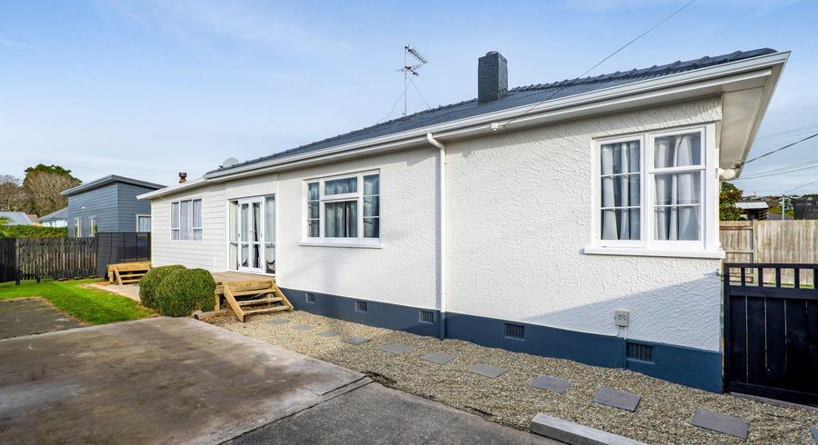  at 15A Queens Road, Glen Avon, New Plymouth, Taranaki