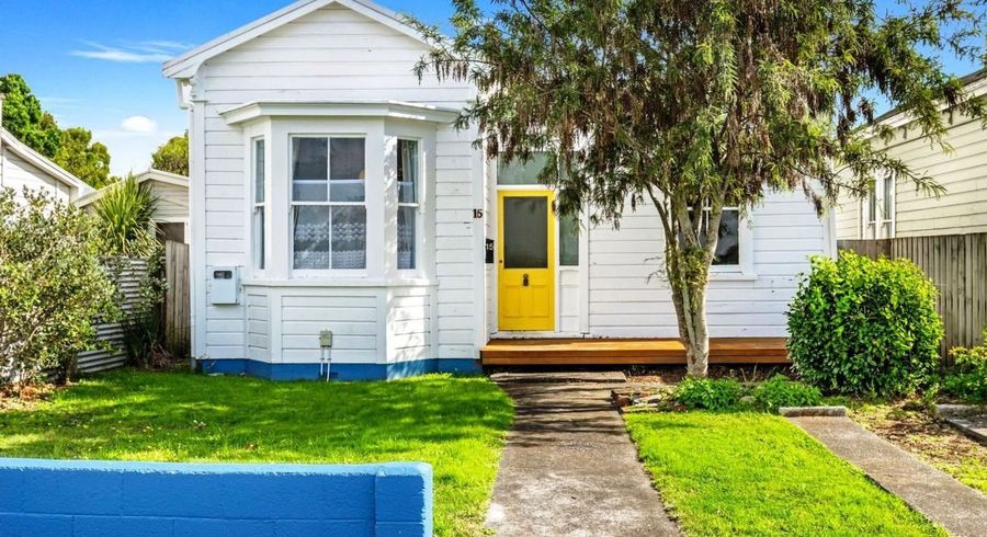  at 15 Kelvin Street, Aramoho, Whanganui, Manawatu / Whanganui