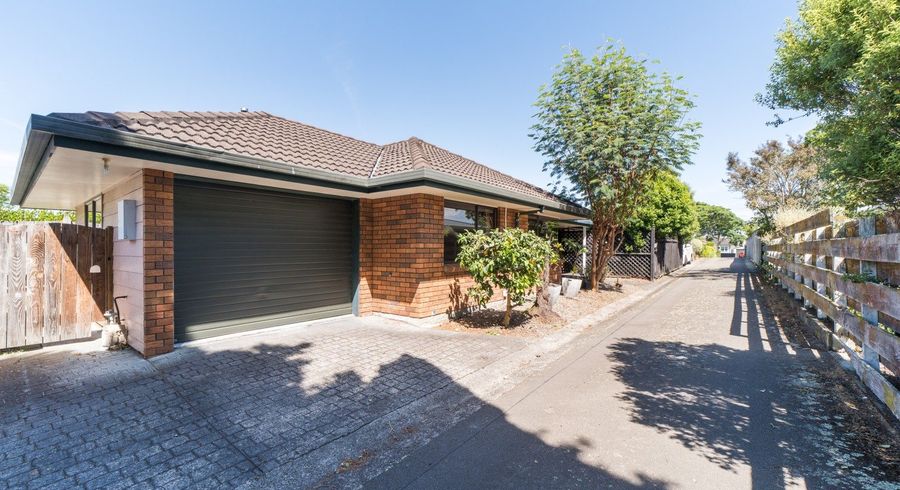  at 3 Silverdale Court, Terrace End, Palmerston North, Manawatu / Whanganui