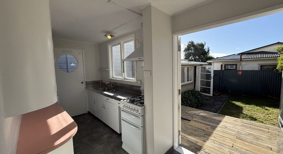  at 73 Pirie Street, Mount Victoria, Wellington, Wellington
