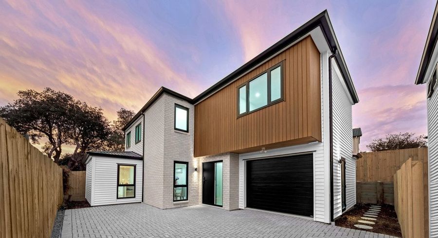  at 5E Crystal Avenue, Glendene, Waitakere City, Auckland