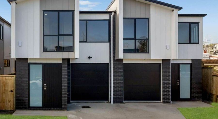  at 32A Hearth Street, Flat Bush, Manukau City, Auckland