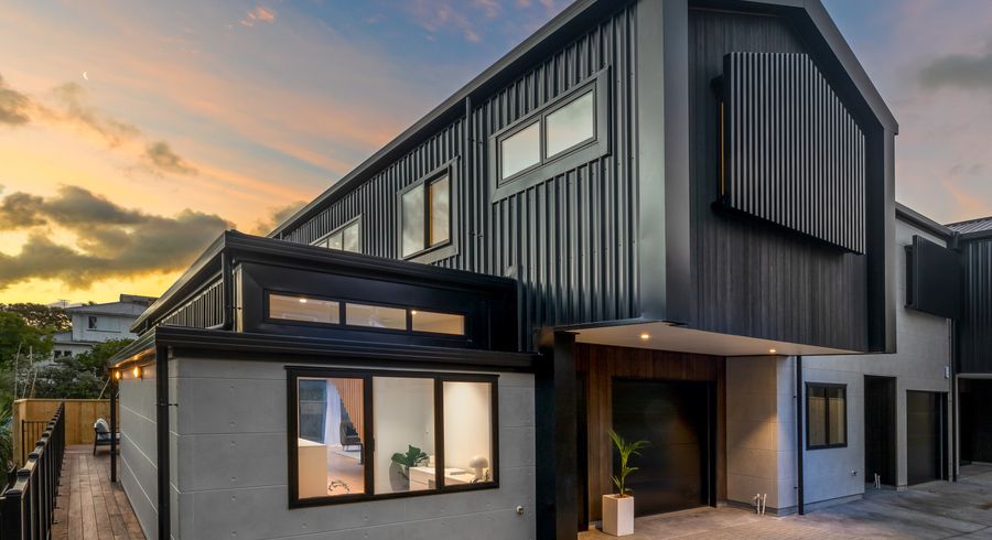  at 3/89 Walker Road, Point Chevalier, Auckland