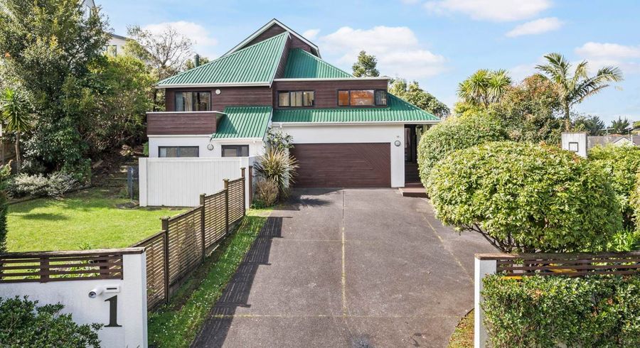  at 1 Stitchbird Close, Murrays Bay, North Shore City, Auckland