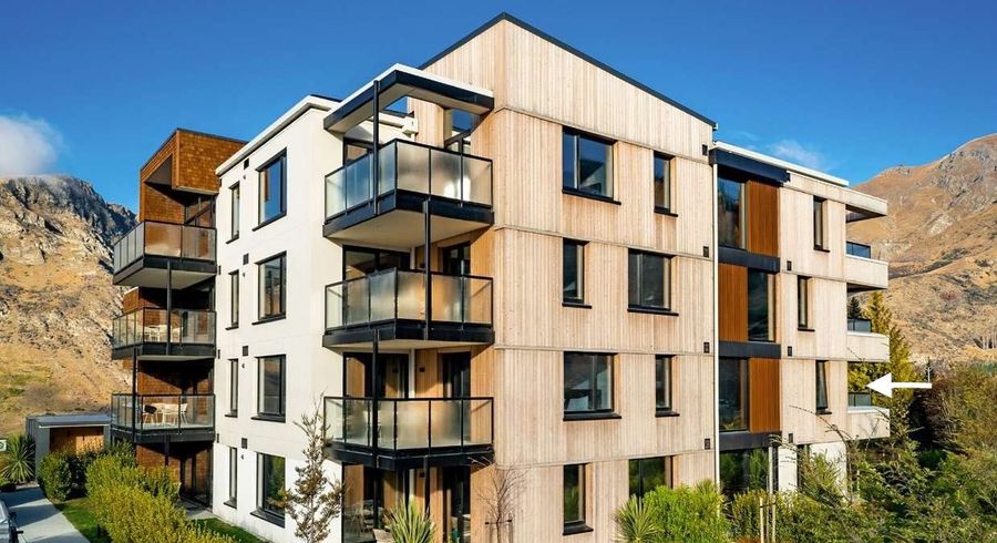  at 9/2 Powder Tce, Arthurs Point, Queenstown-Lakes, Otago