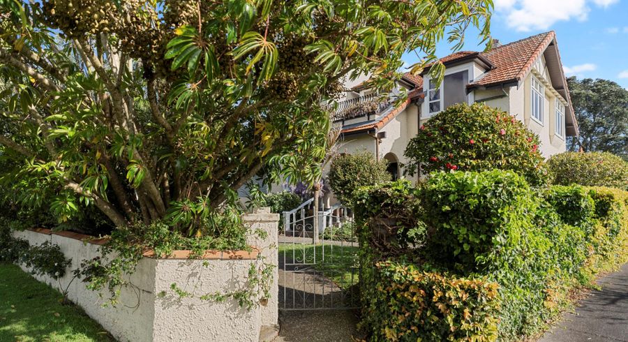  at 20 Taumata Road, Sandringham, Auckland