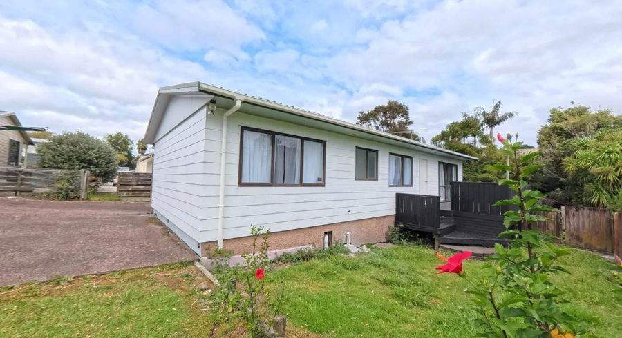  at 75a Brunner Road, Glen Eden, Waitakere City, Auckland