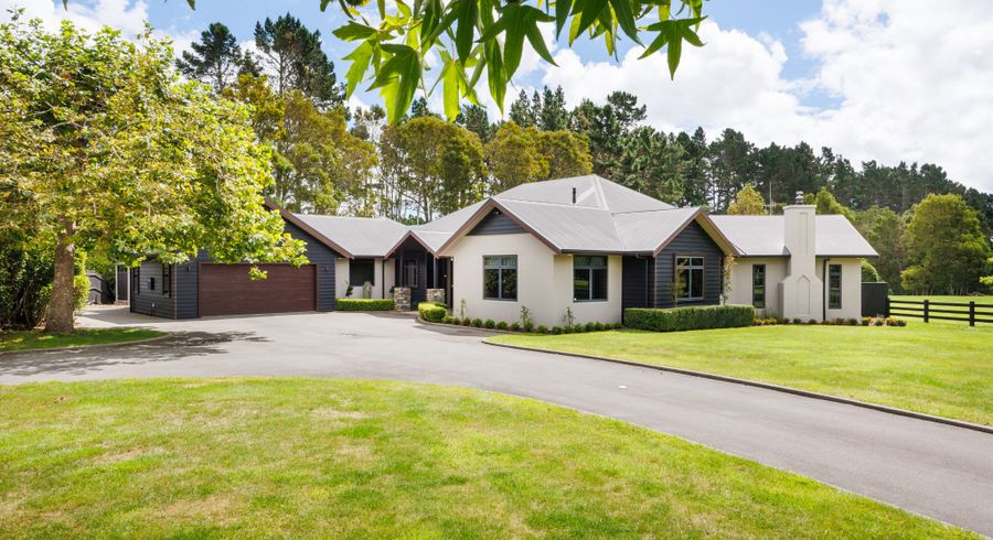  at 7 Titirangi Drive, Fitzherbert, Palmerston North, Manawatu / Whanganui