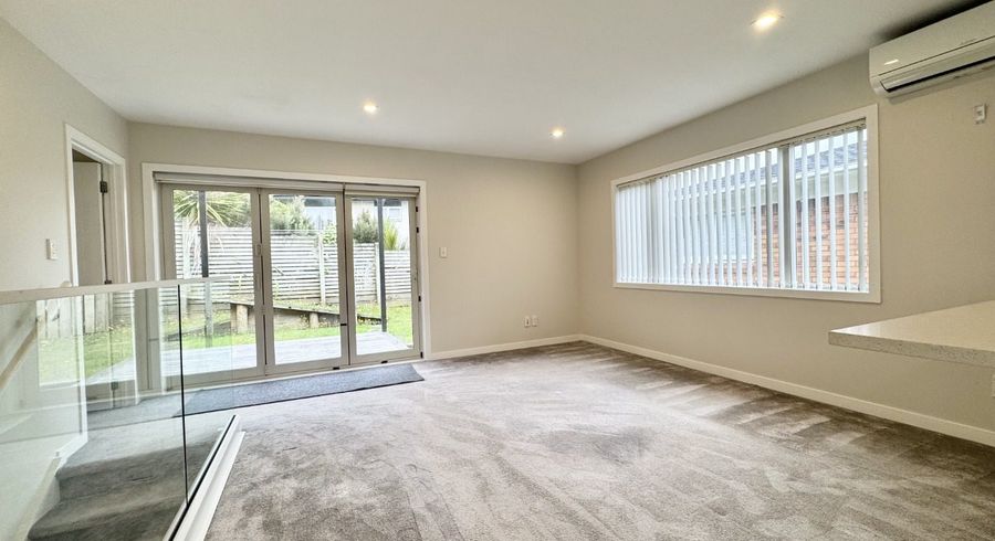  at 1 Glenvale Place, Totara Vale, North Shore City, Auckland