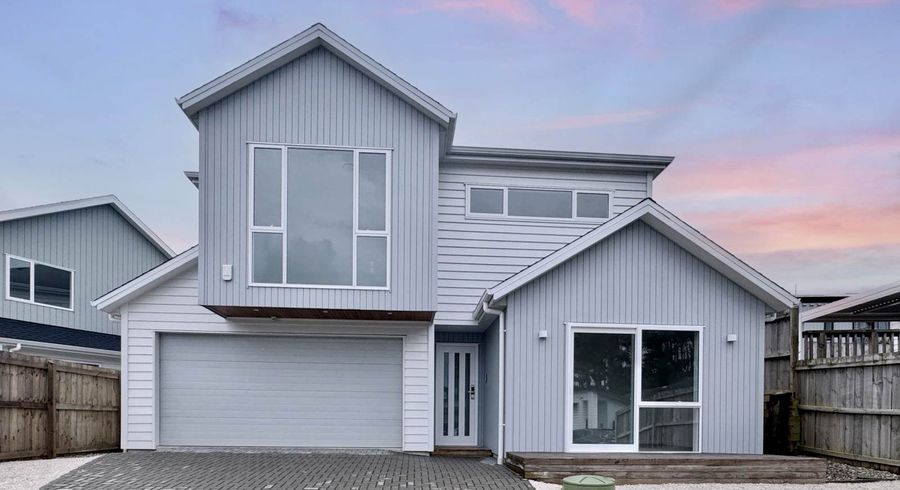  at 4 Silverhill Lane, Millwater, Rodney, Auckland