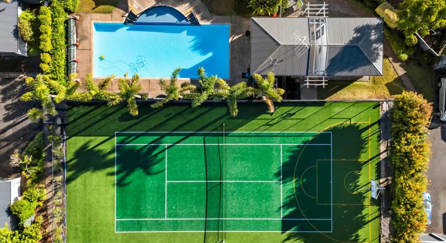  at 17/2 Armoy Drive, East Tamaki, Manukau City, Auckland