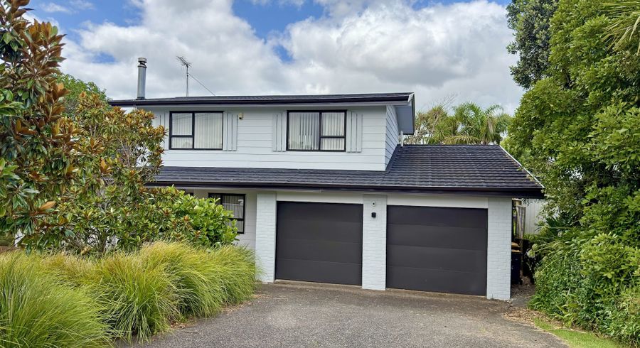  at 16 Onetaunga Road, Chatswood, North Shore City, Auckland
