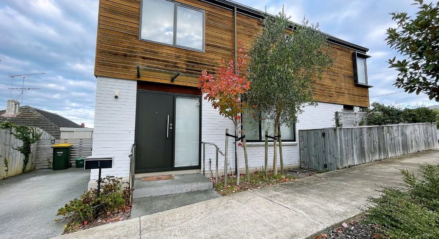  at 1 Reg Pearce Way, Glen Innes, Auckland