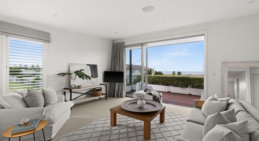  at 190D Charles Street, Westshore, Napier, Hawke's Bay