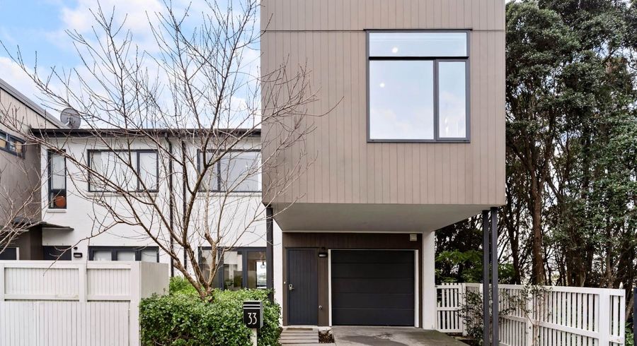  at 33 Komanawa Lane, Mount Wellington, Auckland City, Auckland