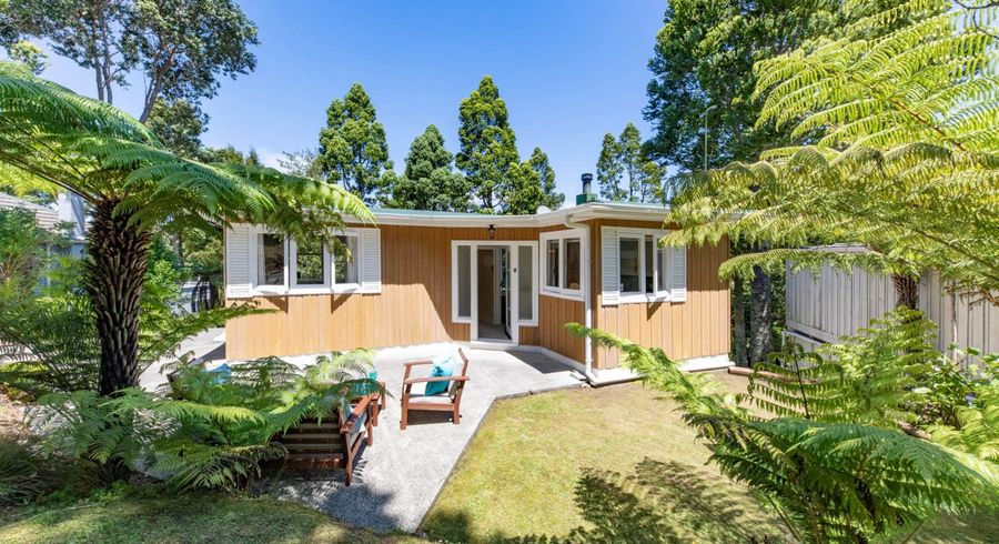  at 5 Arama Avenue, Titirangi, Auckland