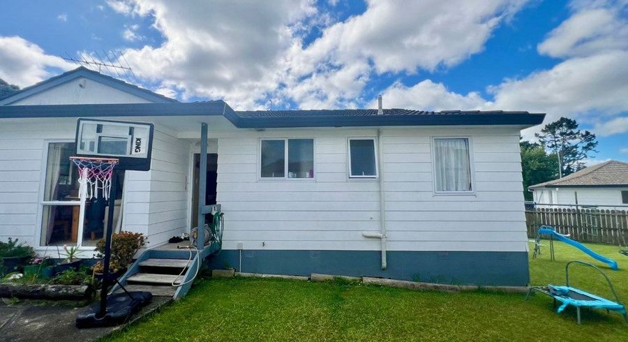  at 40 Hassan Drive, Massey, Waitakere City, Auckland