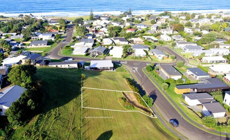  at 8 Ross Place, Whiritoa, Waihi