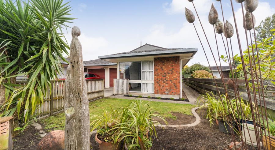  at 22 Erin Street, Hokowhitu, Palmerston North, Manawatu / Whanganui