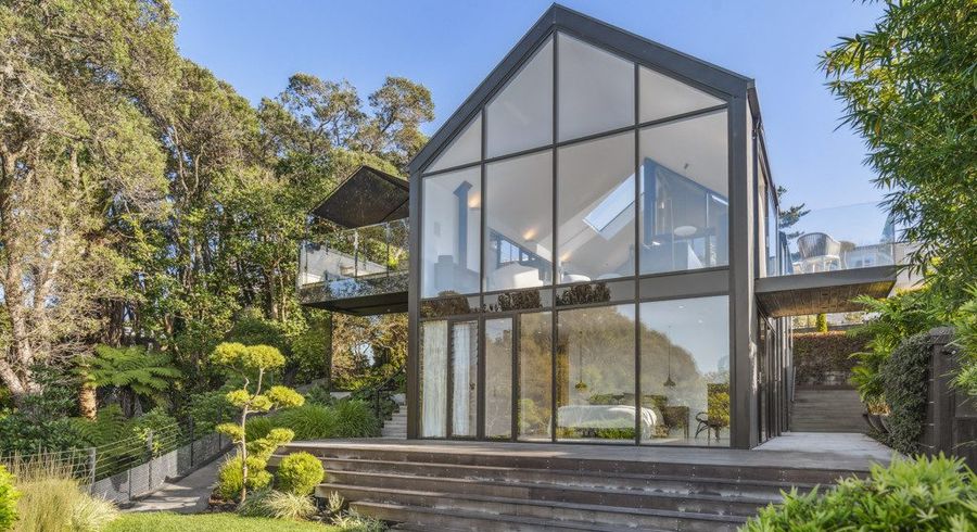  at 22 Bridge View Road, Birkenhead, Auckland