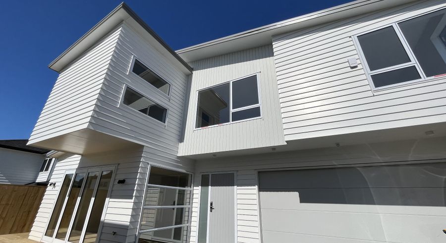  at 82D Moore Street, Howick, Manukau City, Auckland
