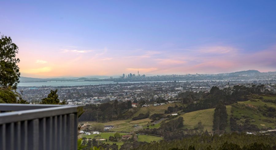  at 1124 Scenic Drive North, Swanson, Waitakere City, Auckland