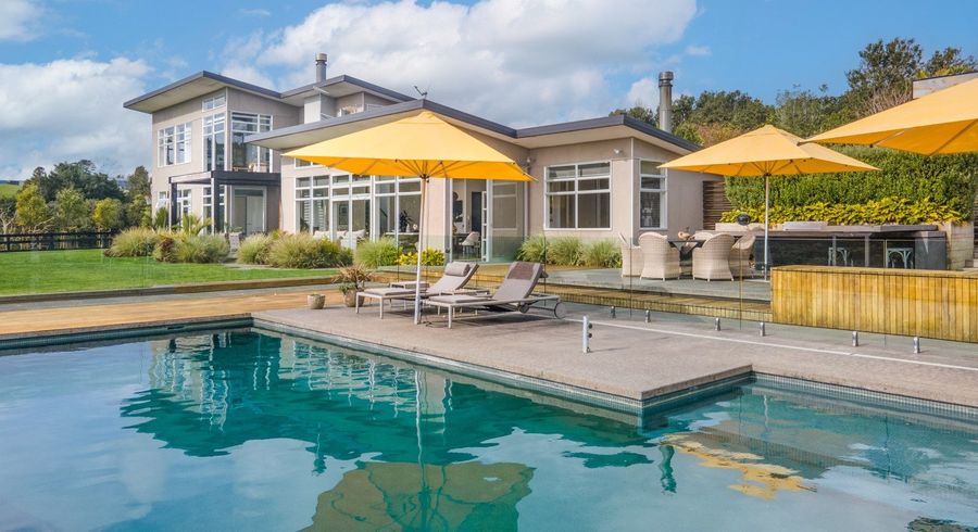  at 426 Whitford Road, Howick
