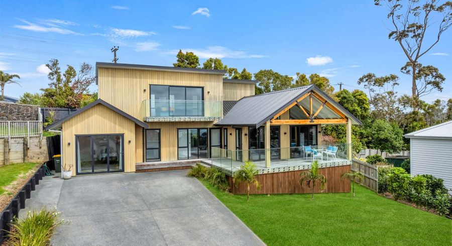  at 2D Vipond Road, Stanmore Bay, Rodney, Auckland