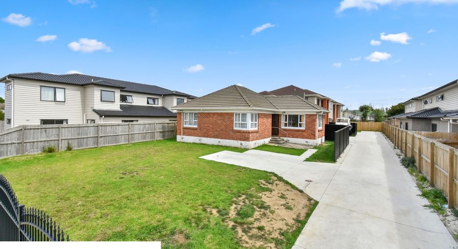  at 56 Cambridge Terrace, Papatoetoe, Auckland