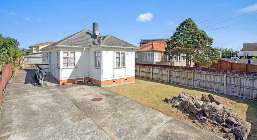  at 12 Jessop Street, Wesley, Auckland
