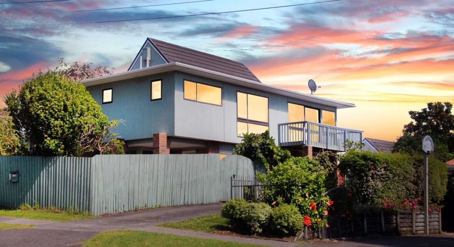  at 99B  Kowhai Road, Mairangi Bay, North Shore City, Auckland