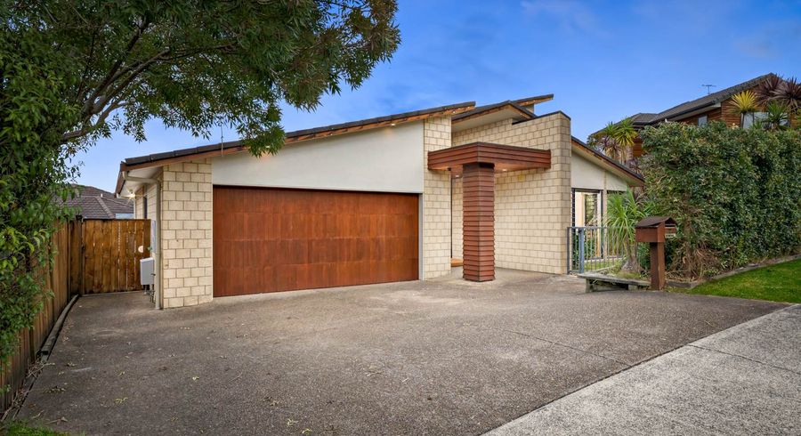  at 37 Gibbston Crescent, Flat Bush, Auckland