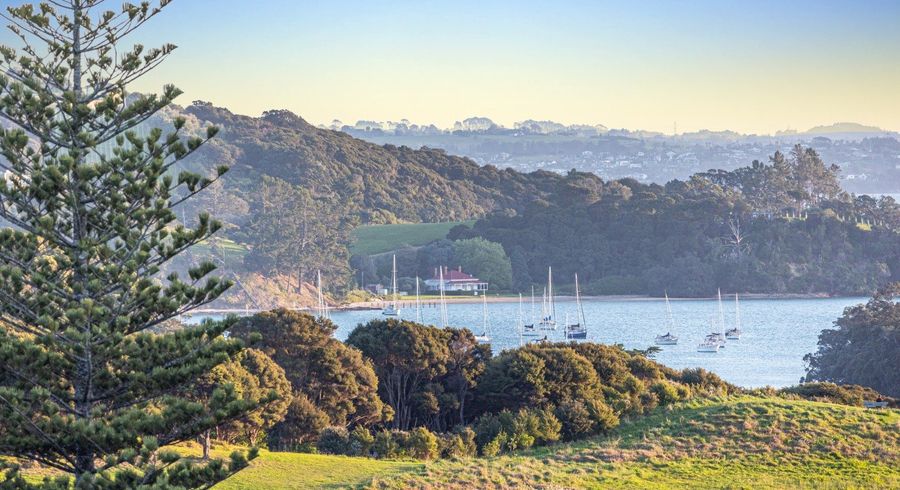  at 15 Bay Road, Ostend, Waiheke Island