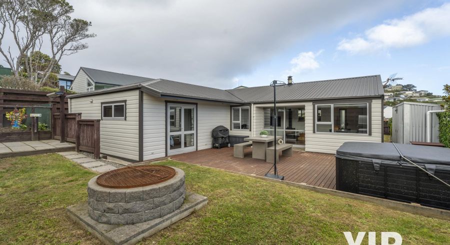  at 8 Gow Street, Newlands, Wellington