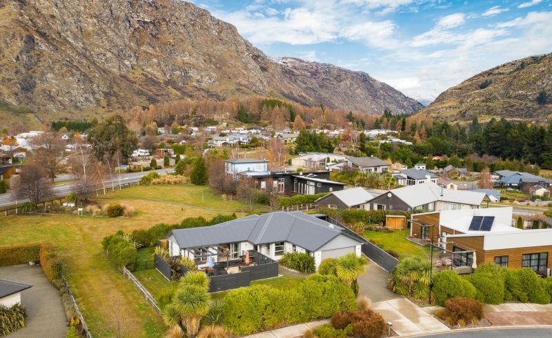  at 6 Evening Star Road, Arthurs Point, Queenstown