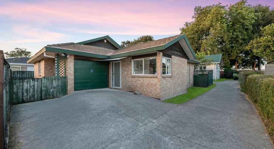  at 2/75 Jellicoe Road, Manurewa, Manukau City, Auckland
