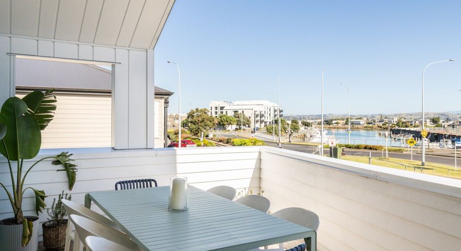  at 33 Coronation Street, Ahuriri, Napier, Hawke's Bay