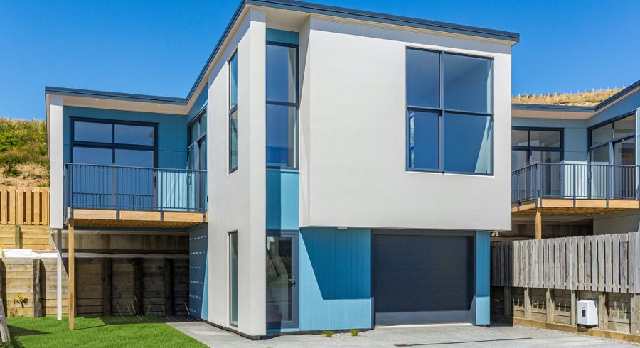  at 3 Cottonwood Lane, Woodridge, Wellington, Wellington