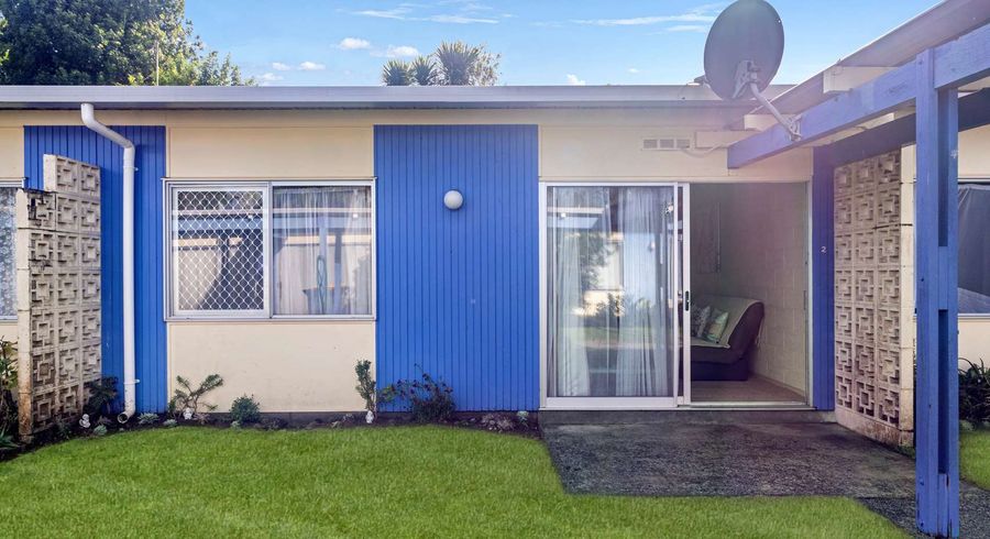  at 2/100 River Road, Hamilton East, Hamilton, Waikato